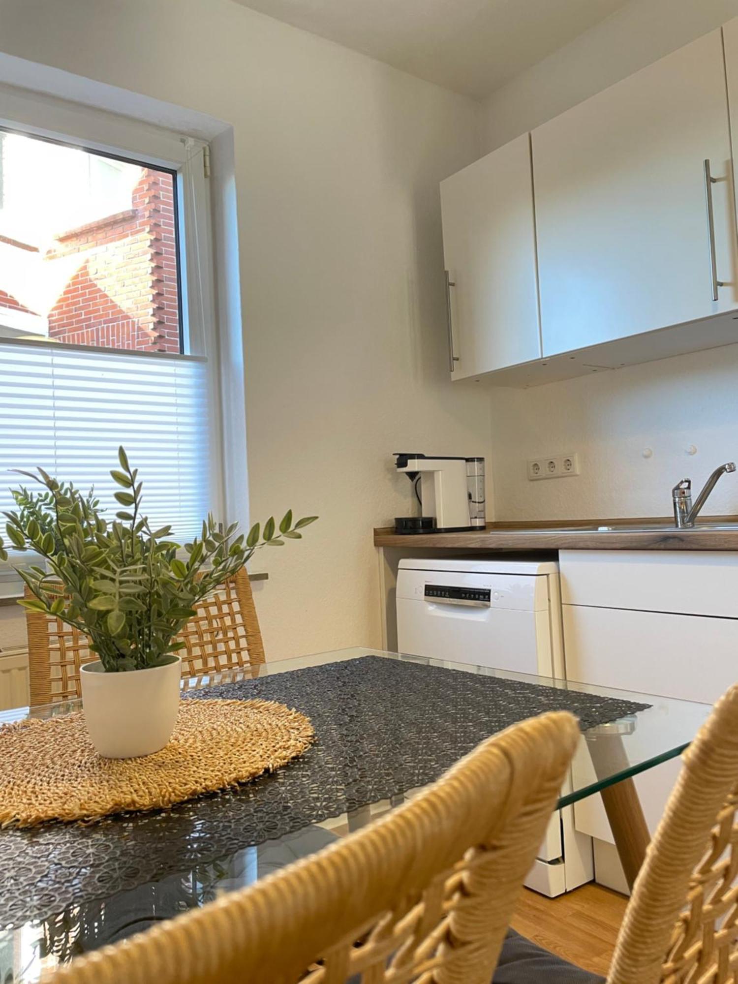 Wlan,Smart Tv,4 Betten, Zentral Emden Exterior foto